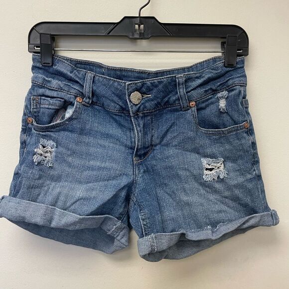 Celebrity Pink Mid Rise Medium Blue Distressed Denim Shorts SZ 5 - Picture 1 of 8